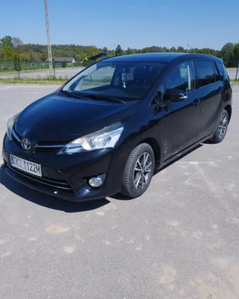 toyota verso Toyota Verso cena 41000 przebieg: 200000, rok produkcji 2013 z Mielec